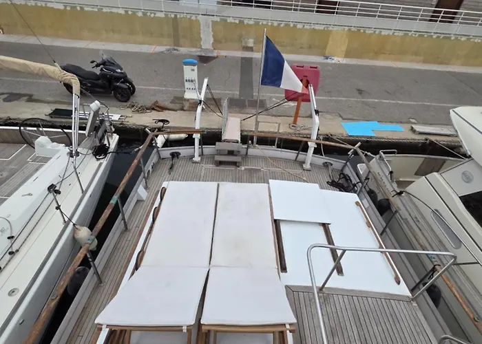 Bateau De Legende * Toulon