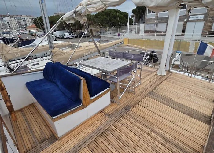 Bateau De Legende Ботель Тулон