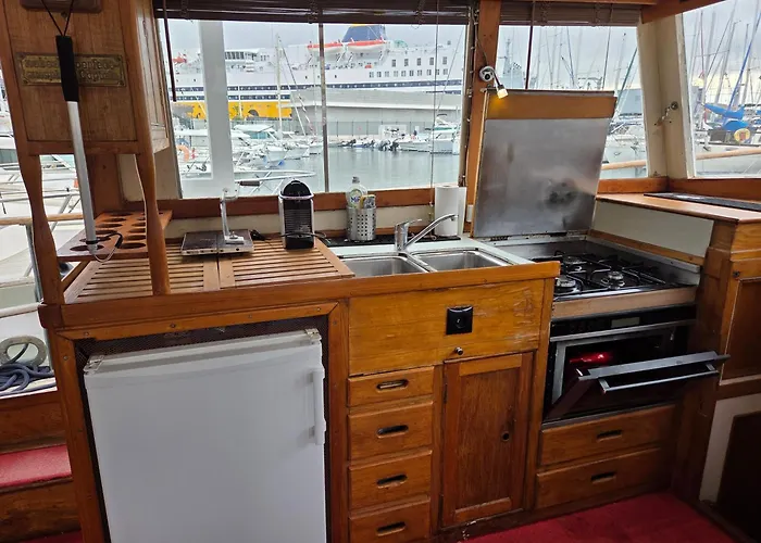 Ботель Bateau De Legende Тулон